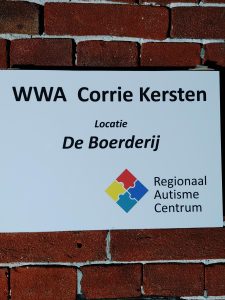 Onthulling naambordje WWA Corrie Kersten