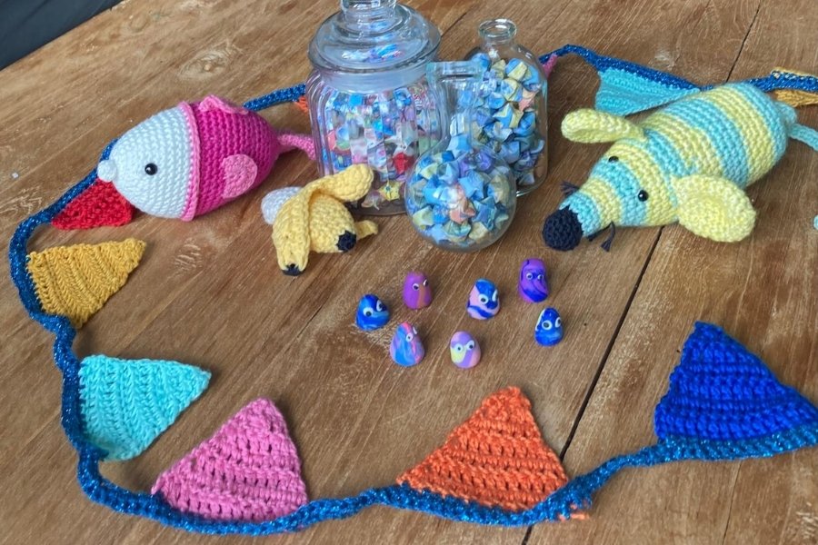 Hilke van Biezen maakt creatieve haakwerkjes